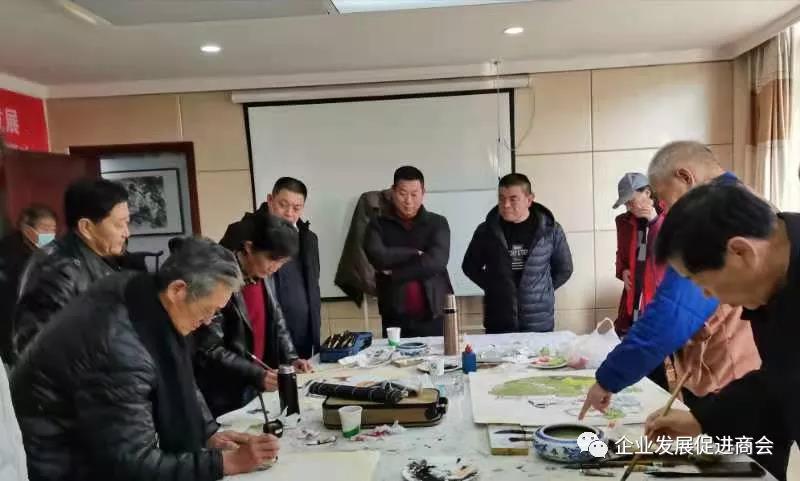 “文企联姻，爱心同行”。热烈祝贺潍坊企业发展促进商会